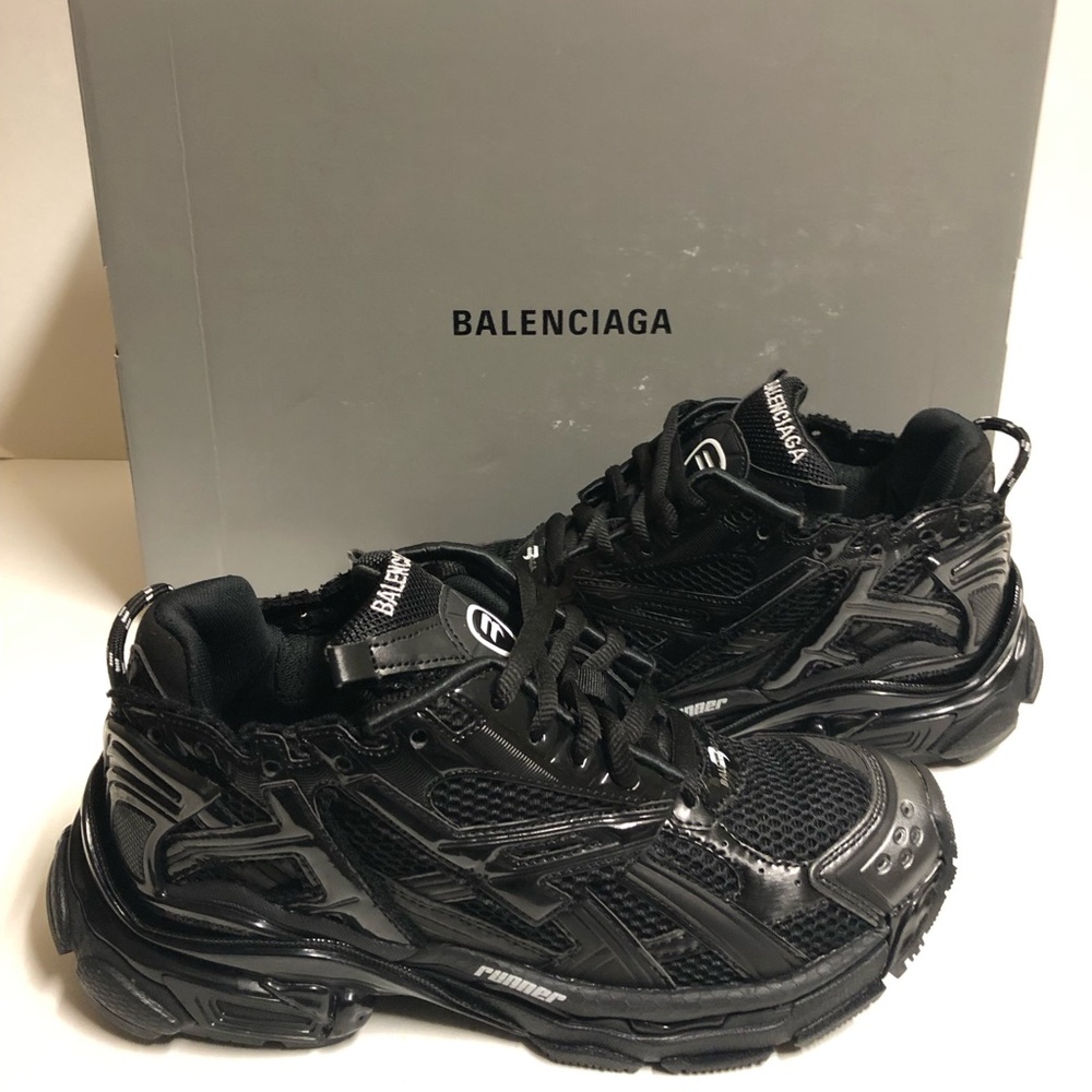 Balenciaga Runners 2023 Track Trainers Black/ White Women Size 9 BST VNDS